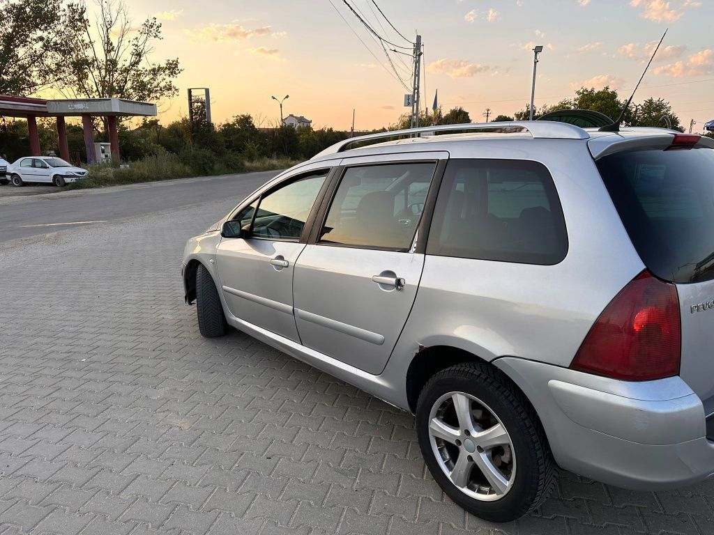 Vând Peugeot 307 sw