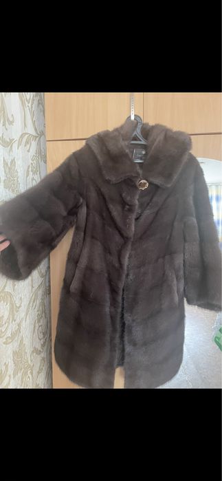 Продам норковую шубу
