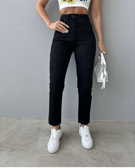 Джинсы  момс черные женские новые