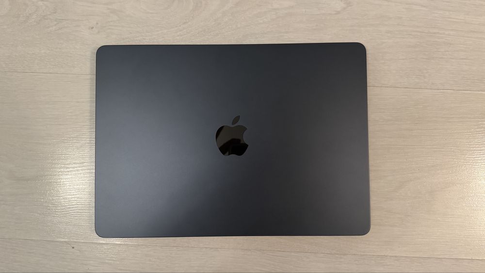 Apple Macbook Air 13, M2, 8/256