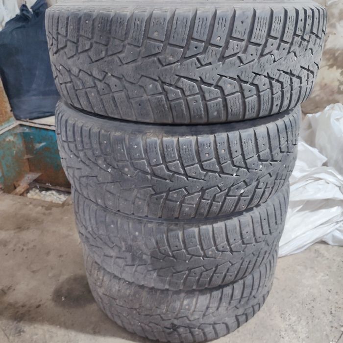 Продам диски с резиной стояли на хендай акцент