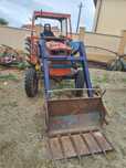 Vând tractor  Fiat