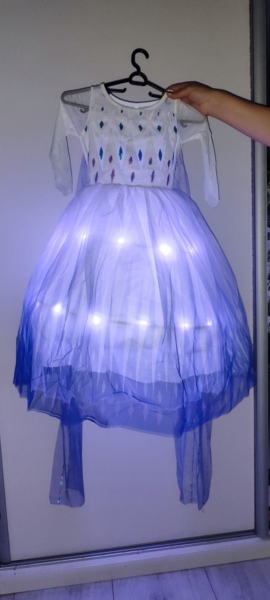 Светеща рокля на Елза от Фроузън за 3,4,5,6г