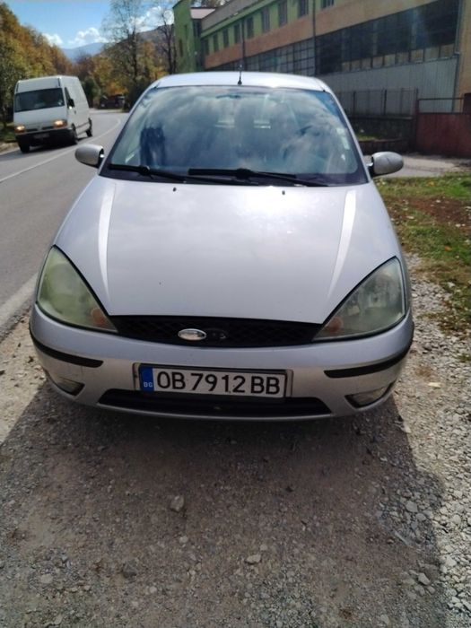 Форд фокус 1,8d автомобил