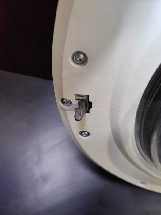 hublou Masina de spalat cu uscator Electrolux EWW1685SWD