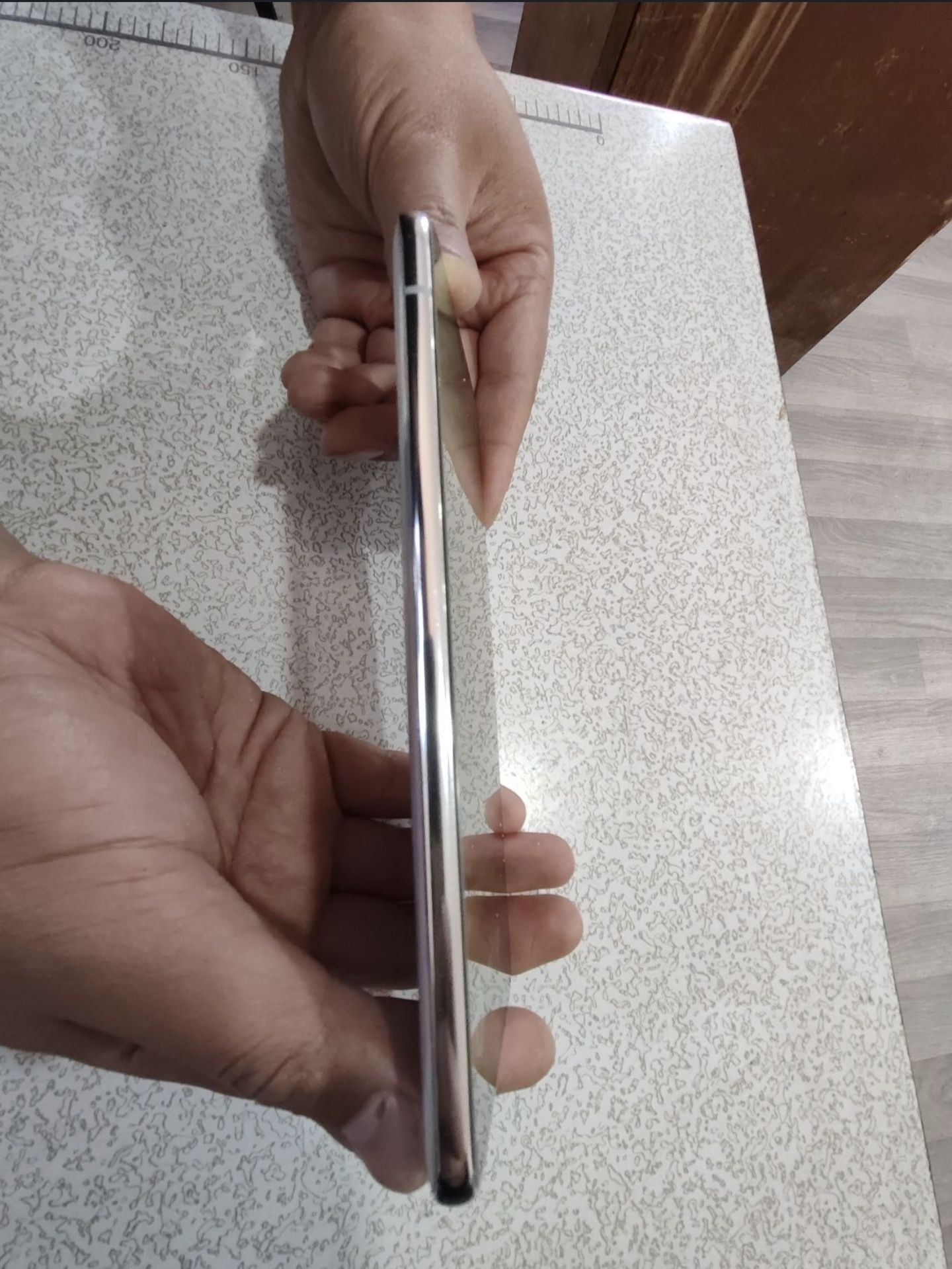 Samsung A90 5g sotladi