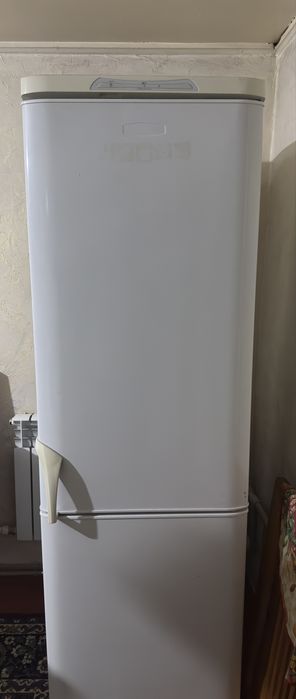 Холодильник рабочий