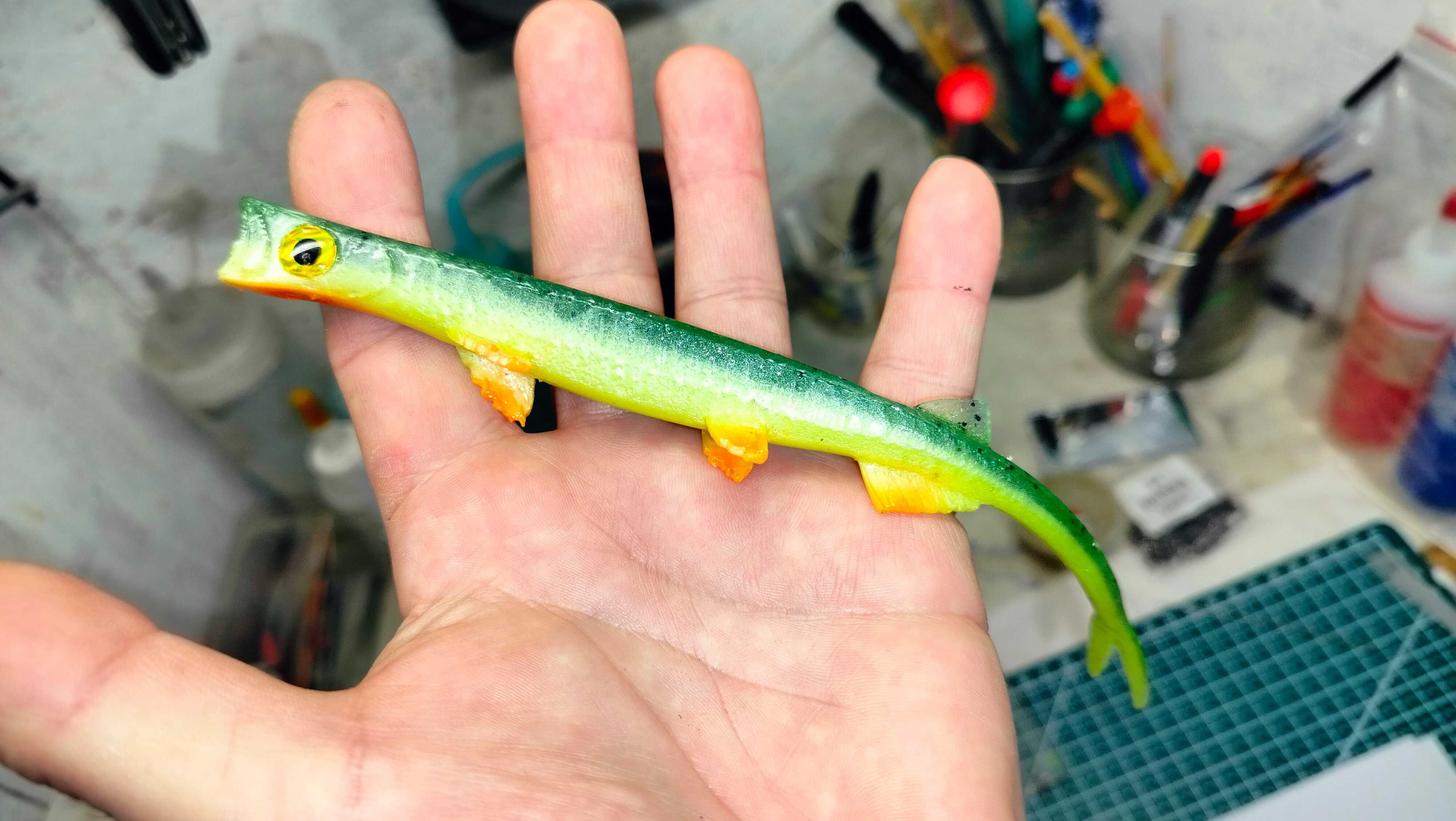 силиконова примамка СЛАГ pelagic slug shad 20см.