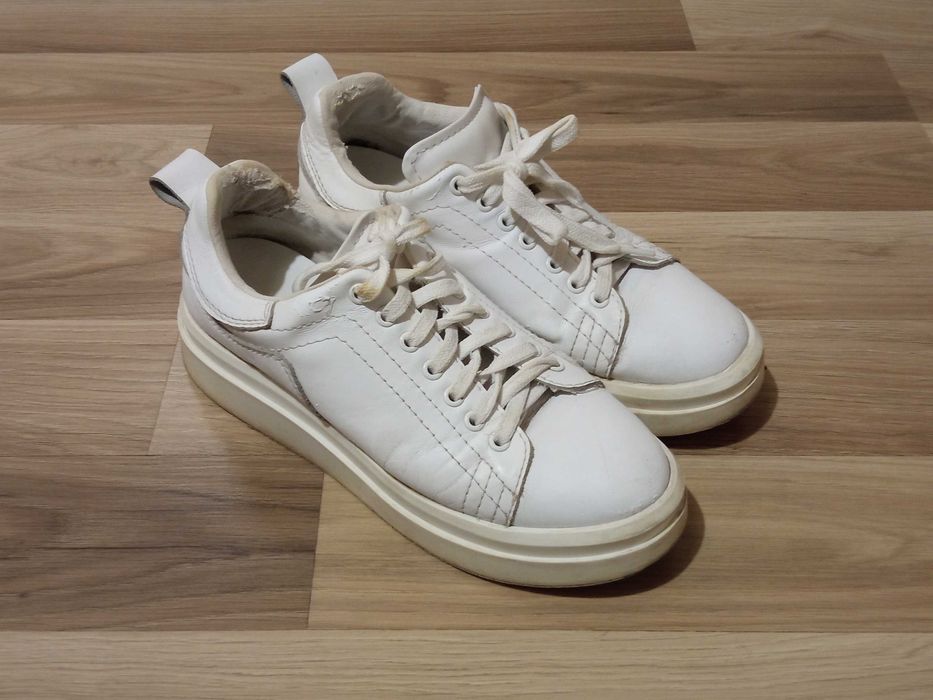 Маратонки Reebok, Сникърси ZARA