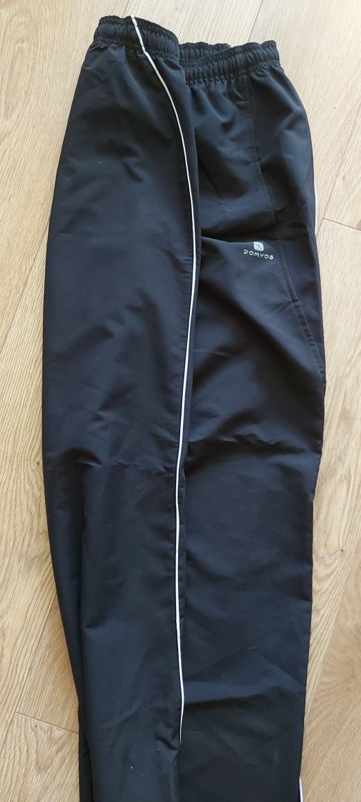 Нови къси и дълги панталони от Декатлон, с ластик, М размер