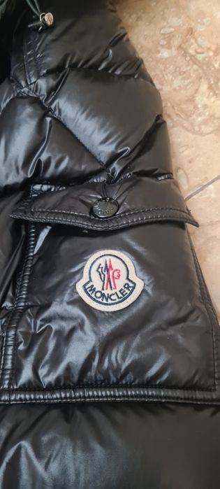Geaca moncler maya neagra lucioasa originala