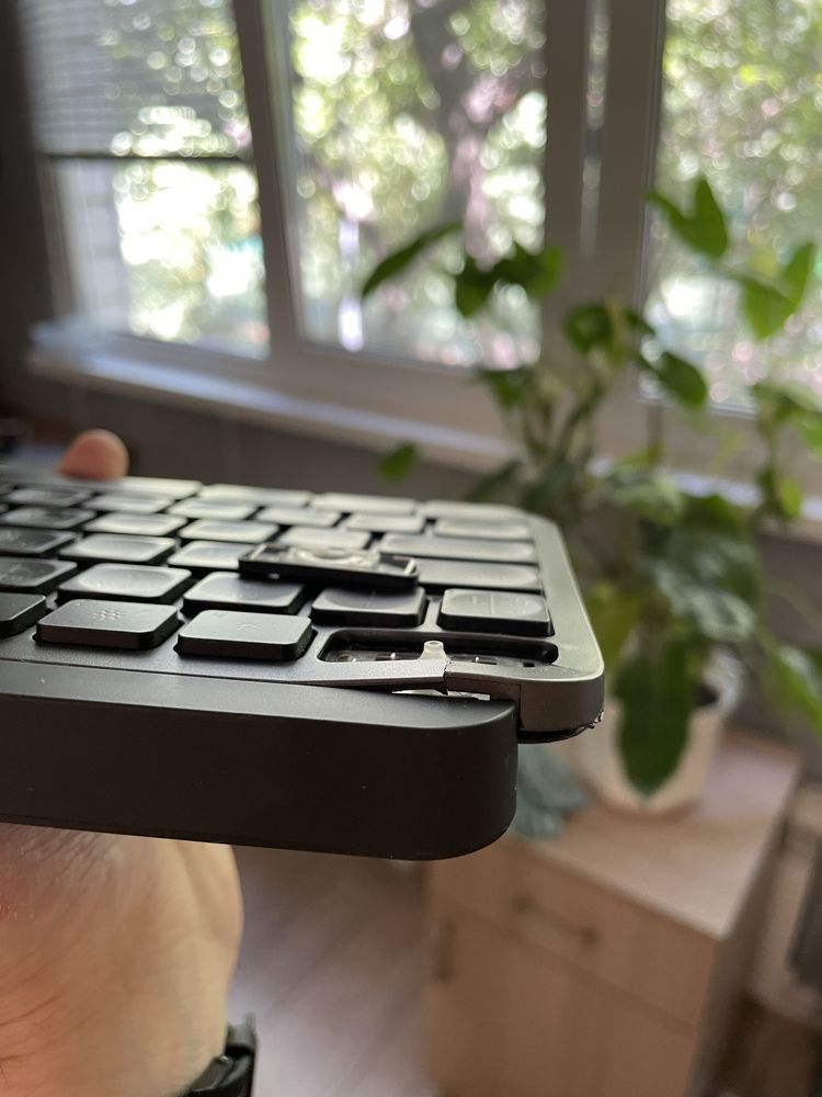 Клавиатура Logitech MX Keys S под восстановление