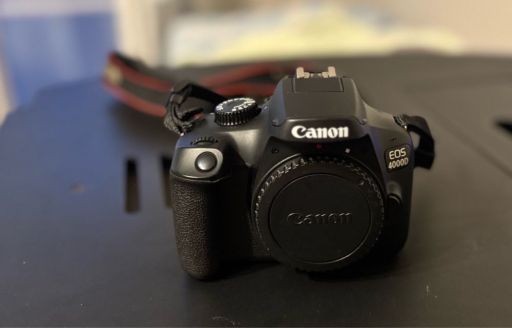 Фотоапарат Канон 4000D