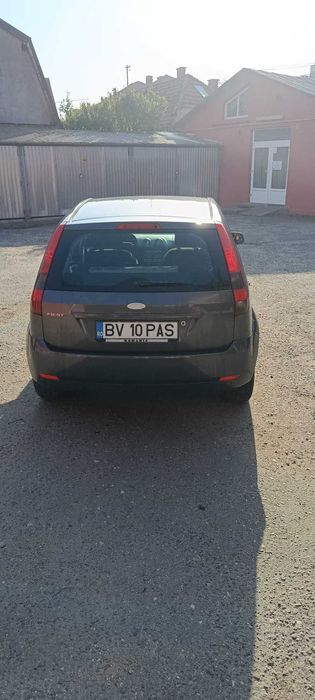 Vand Ford Fiesta 2005 ideala si pentru programul Rabla