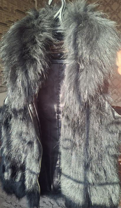 Безрукавка меховая чернобурка лиса