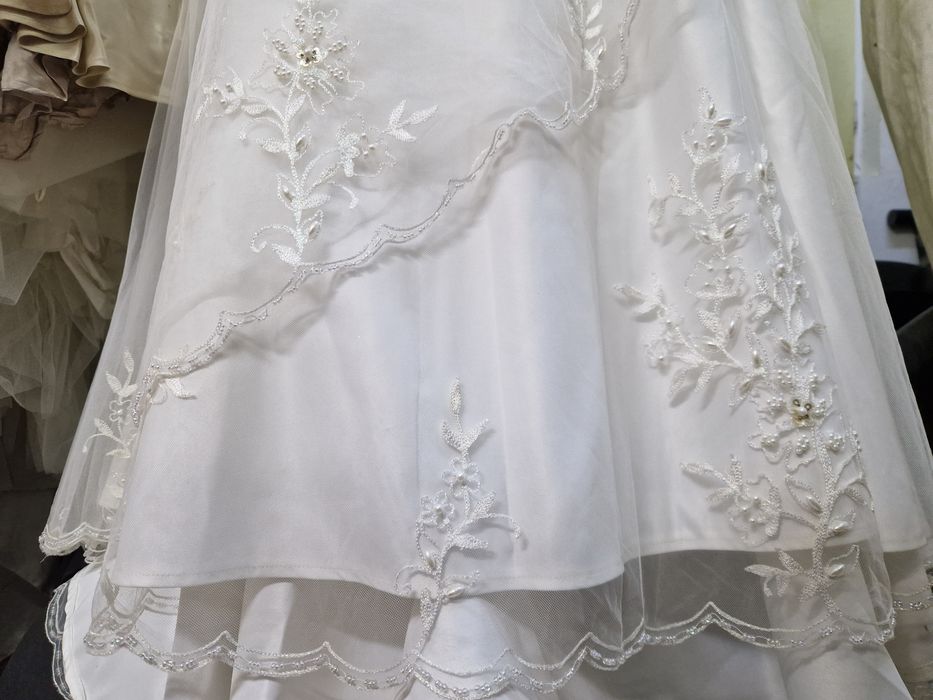 Rochie mireasă Pierre Cardin