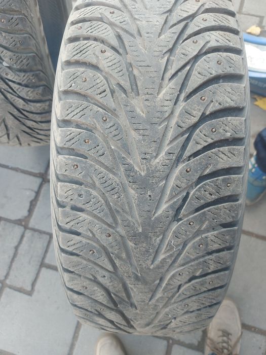 Продам зимние шины 4шт