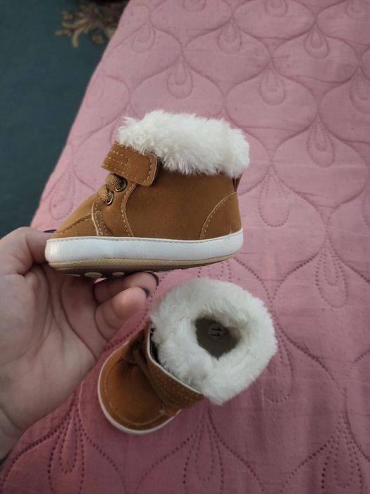 Отдам зимние ботиночки