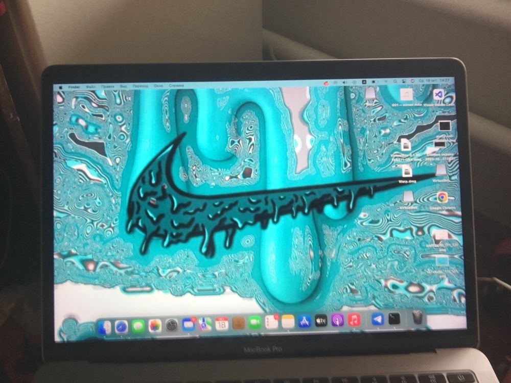 Macbook pro 2017 monteriy 256 gb ideal