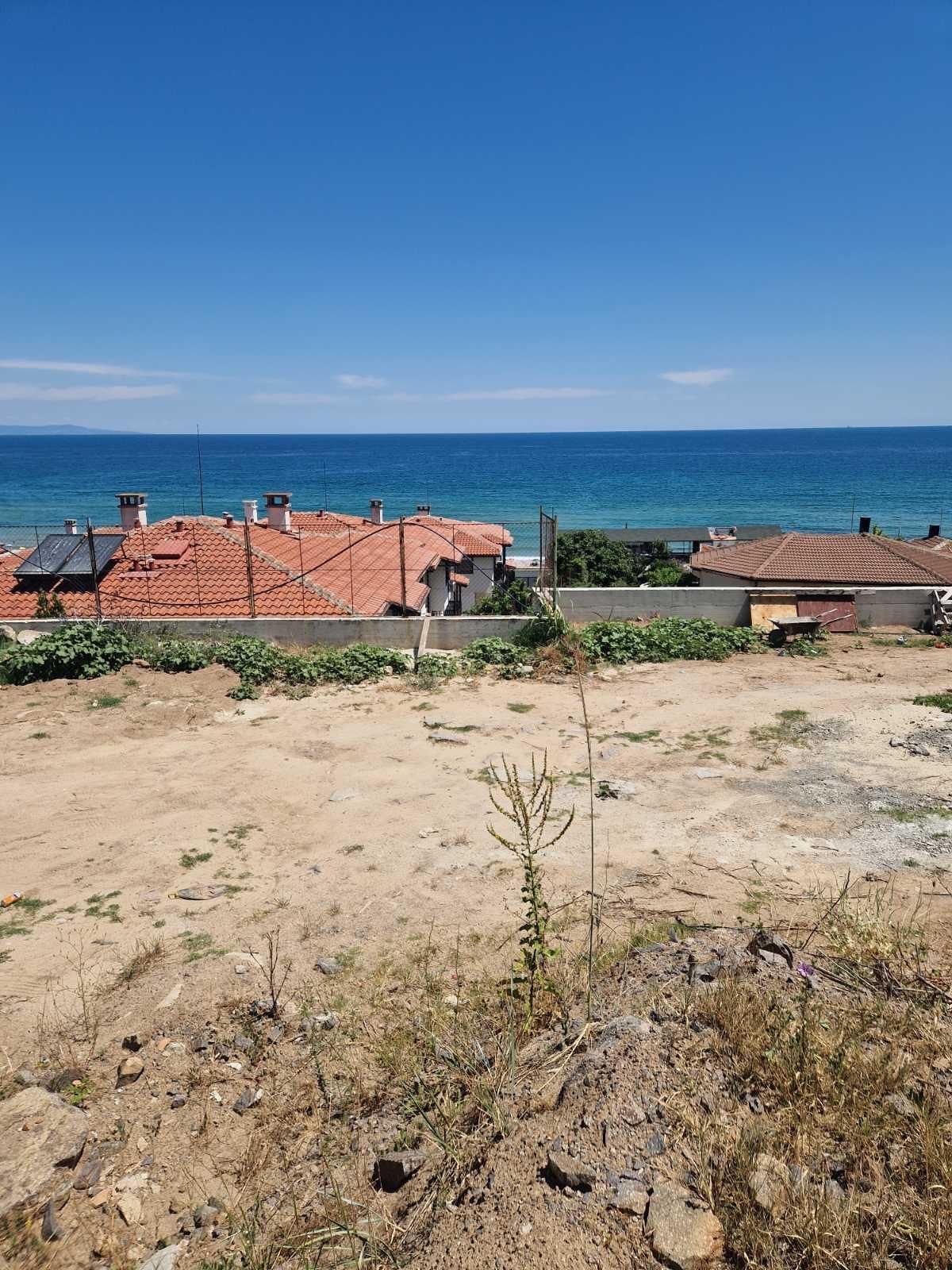 Тристаен апартамент с морска гледка в гр. Созопол