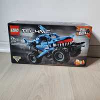 Vând LEGO® Technic™ Megalodon™ (42134) - 260 Piese