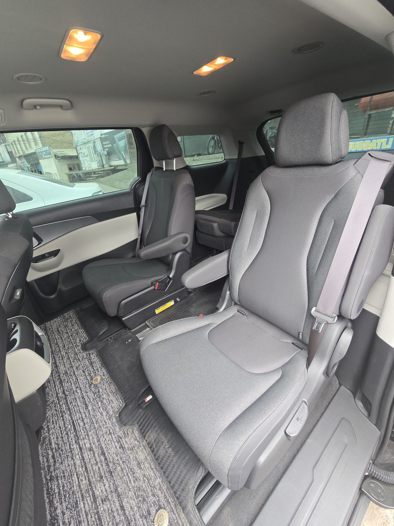 Kia Carnival 2023