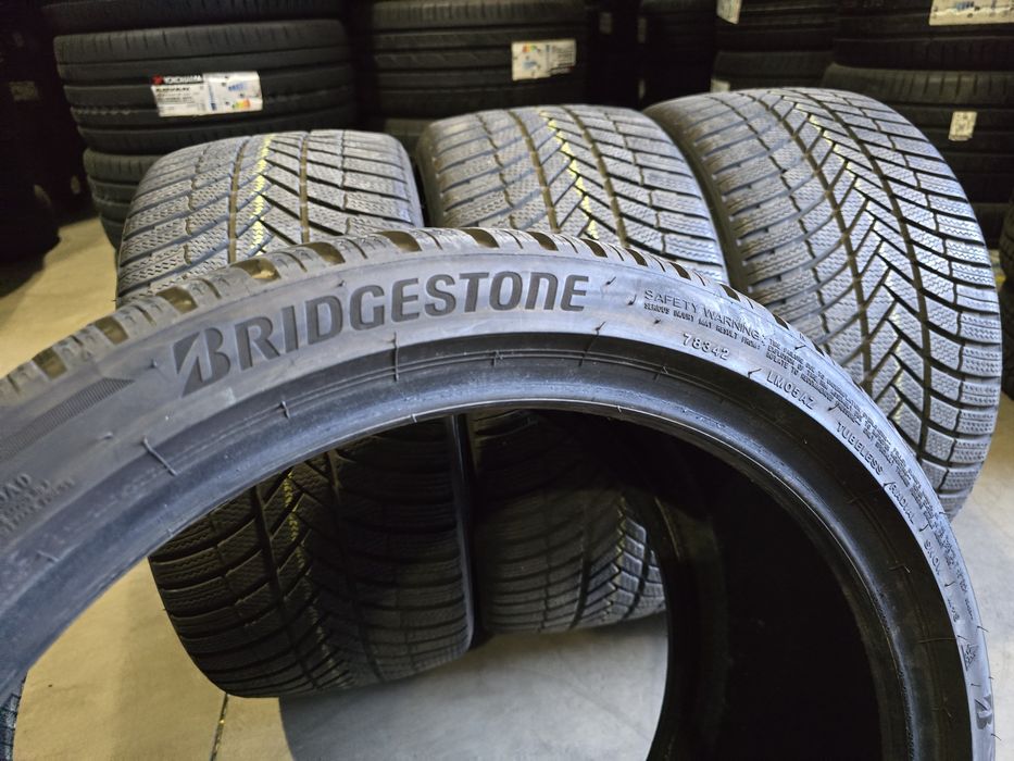 255/35/19 BRIDGESTONE 4бр