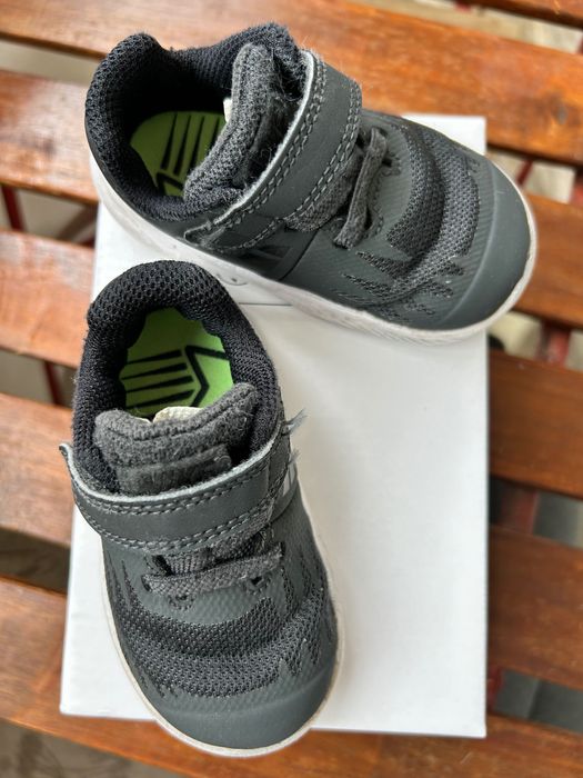 Маратонки Nike (сиви)