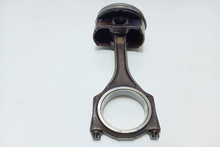 Biela 3.2 fsi Piston defect Audi A8 D3/4E