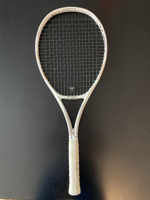 Yonex Vcore 98 Sand Beige 2025