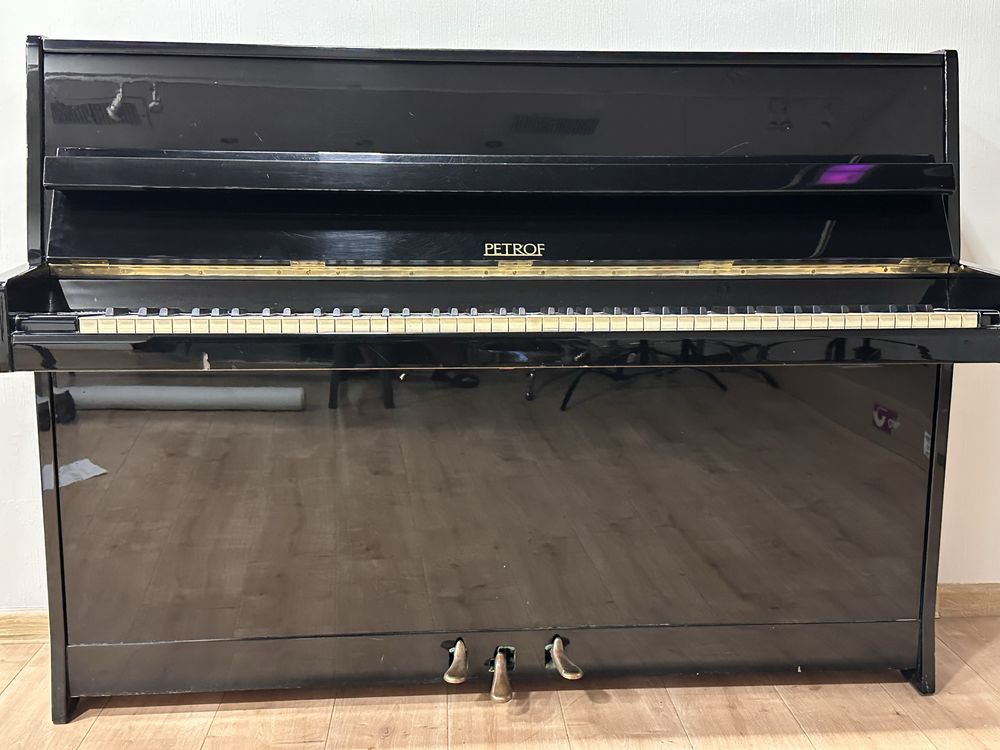 Petrof P 100 Sonatina – 1982-1983 г.
