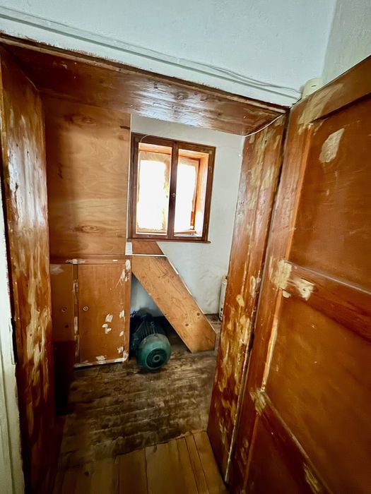 Продава се масивна къща в с. Бъта, общ. Панагюрище, обл. Пазарджик