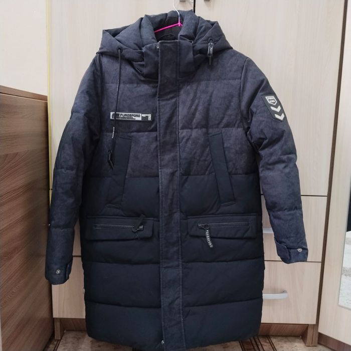 Продам детскую куртку