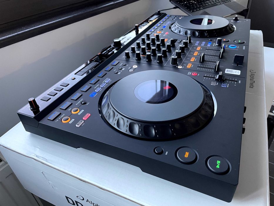 AlphaTheta (Pioneer) DDJ-GRV6 - ca noua, 3 ani garantie