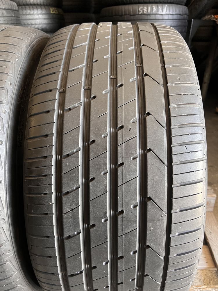 2 anvelope vara 285/35/22 , Hankook , 6.2 mm