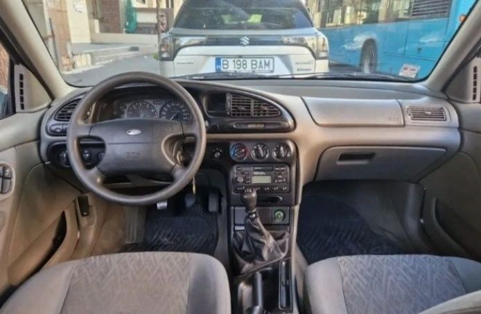 Vand ,schimb cu scuter mașina  Ford Mondeo ,Km  Reali, Aer Condiționat