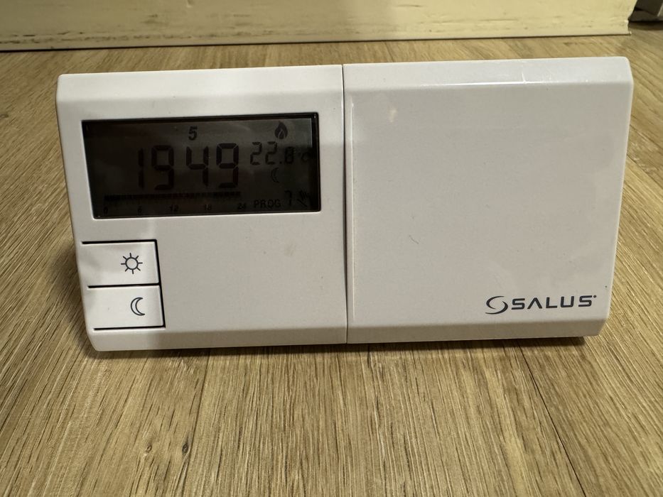 Termostat Salus 091FLRF dedicat centralelor Vaillant