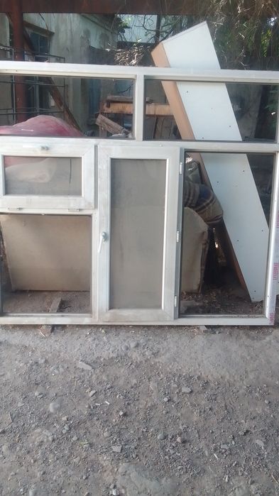 Продам пластиковые окно