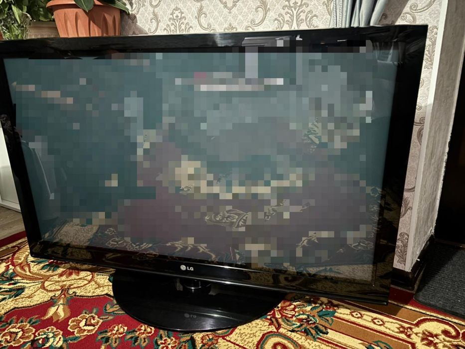 Продается телевизор LG