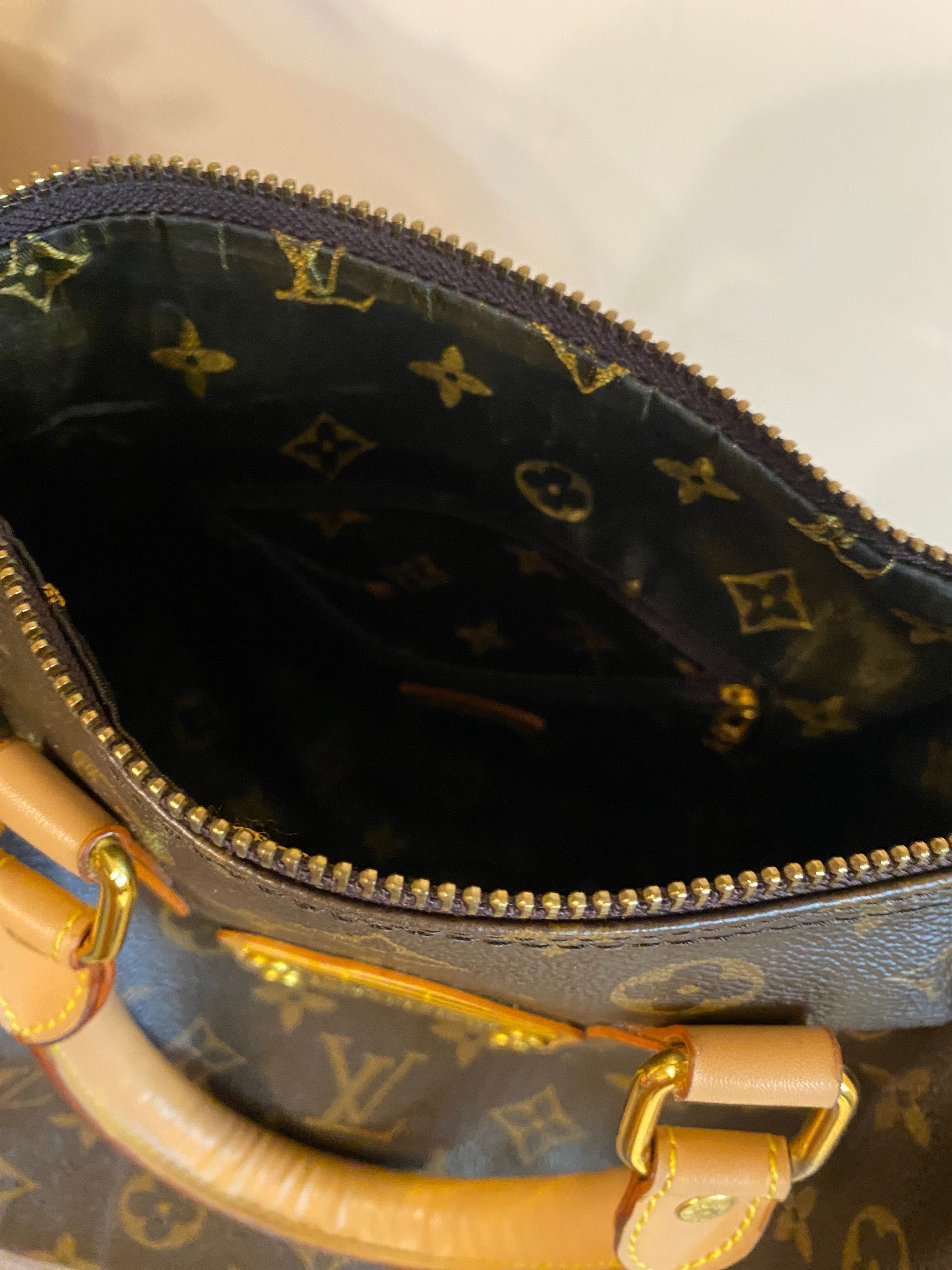 Дамска чанта louis vuitton