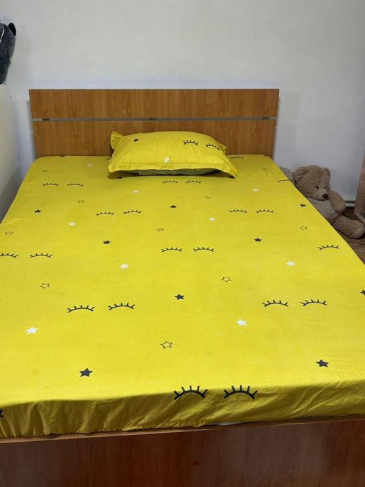Vand mobila folosita ca noua, arata impecabila, mai multe detali la te