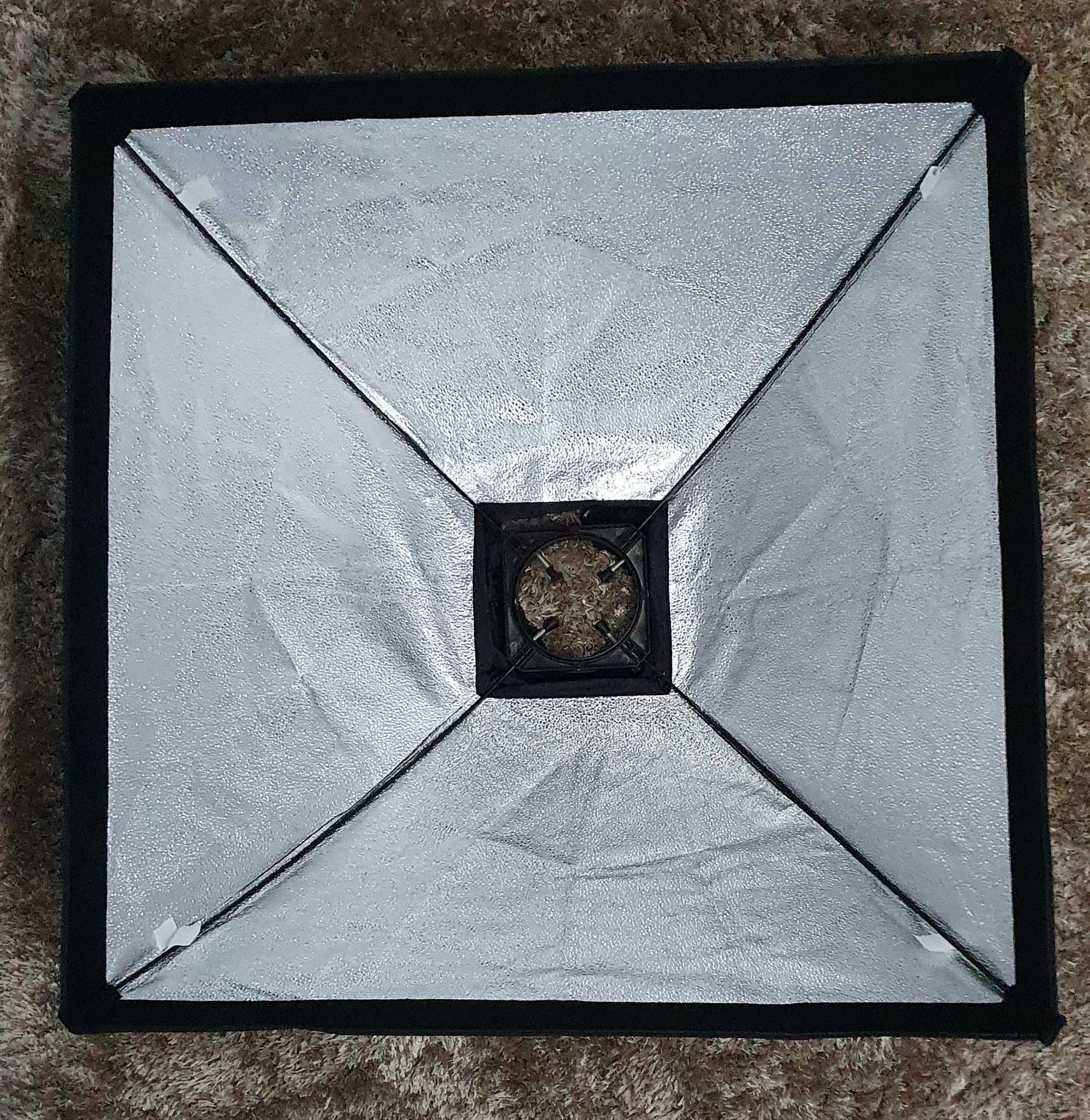 Softbox 90x90 Conector metalic universal