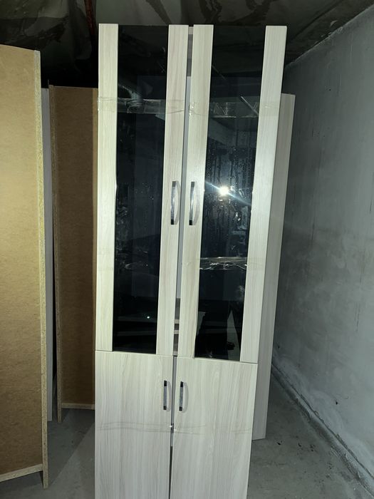 Продам мебель шкаф, с зеркалом