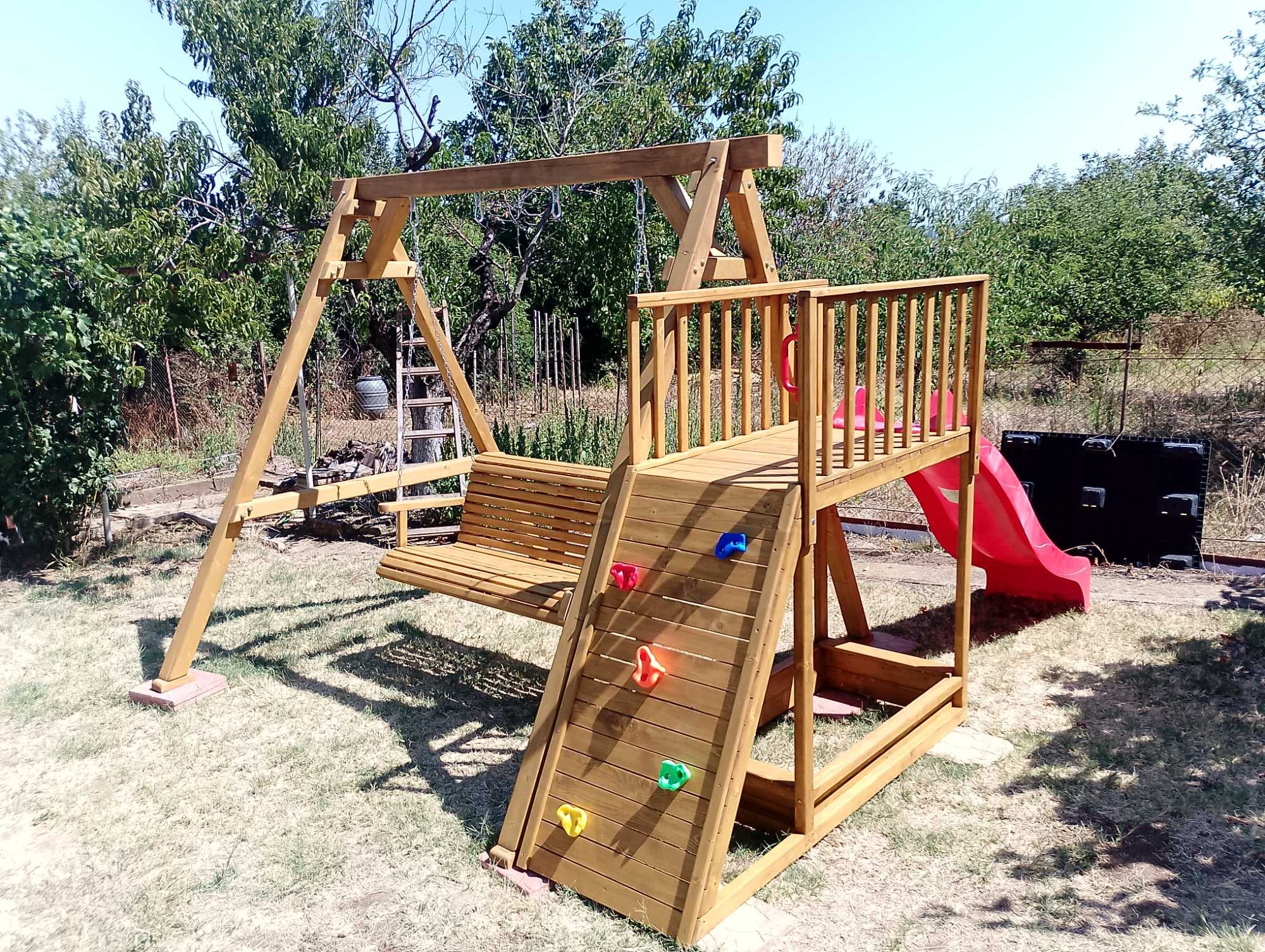 Дървена люлка с катерушка,пясъчник,пързалка и пейка