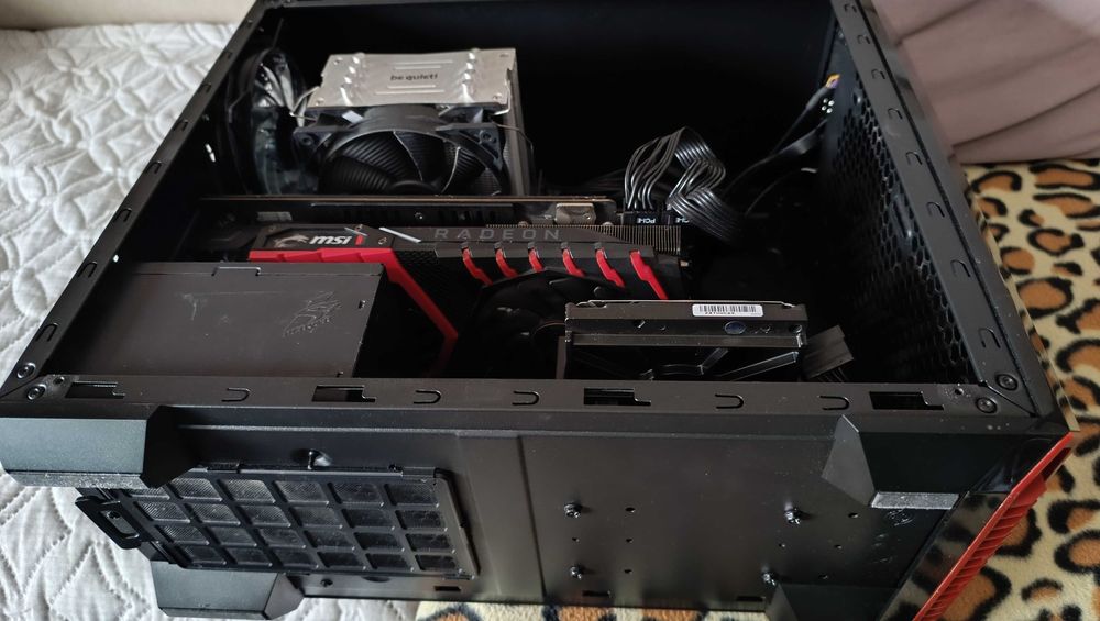 компютър за игри - Ryzen 5 1600x - MSI RX 580 GAMING X+ 8G - SSD - HDD