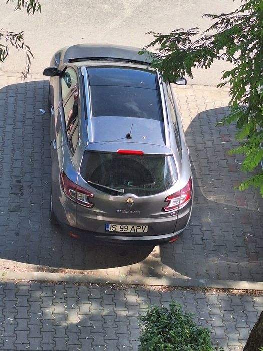 Vând Renault megane 3 ..2010 motor 1.5  380.000