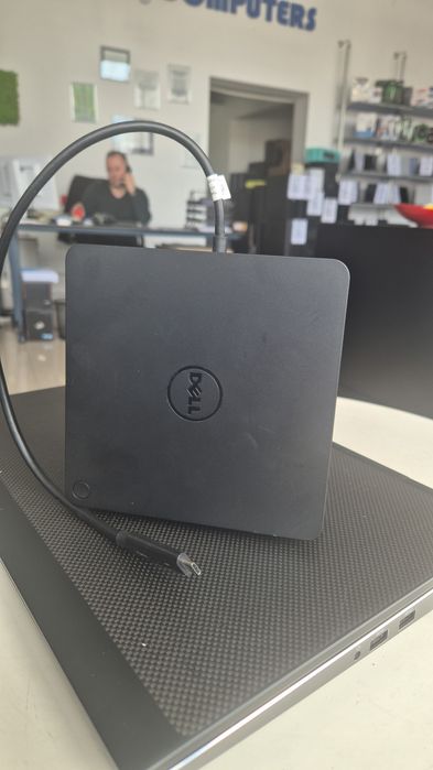 DeLL Precision 7530, gen8 i7, 32 G ddr4, ssd 512, Nvidia 4 G