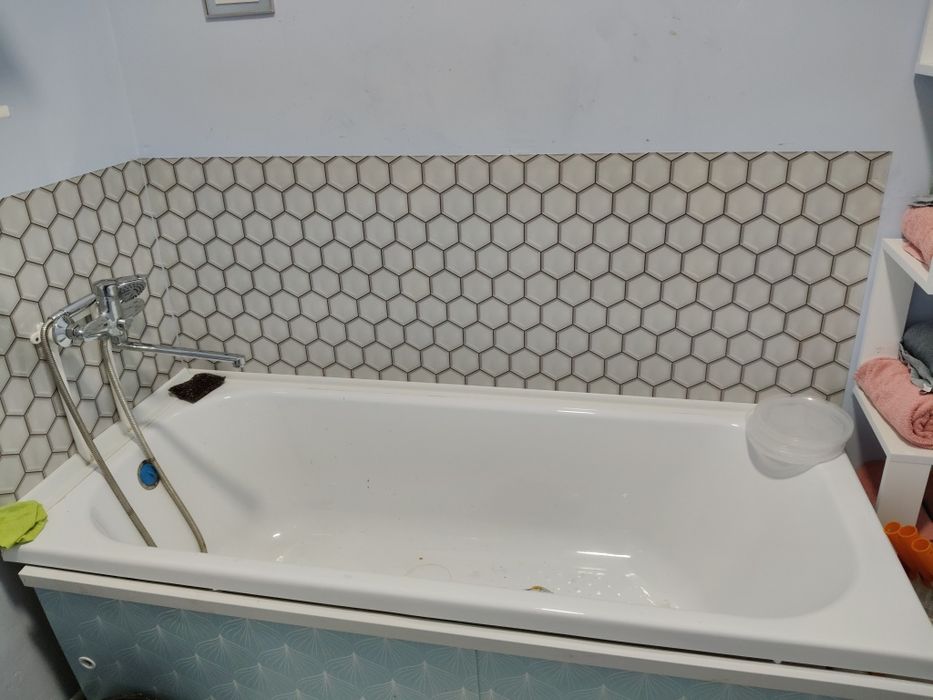 Продам ванну акриловую