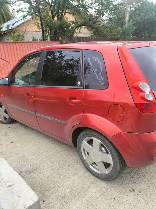 Ford fiesta motor 1 4 diesel