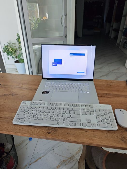 Asus Zenbook s16 1T/32GB Oled 2025